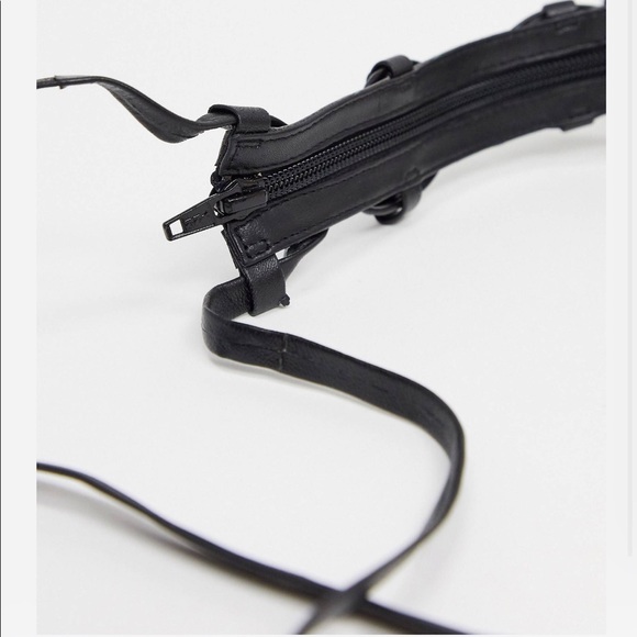 Leather knee high sandals - Picture 3 of 3